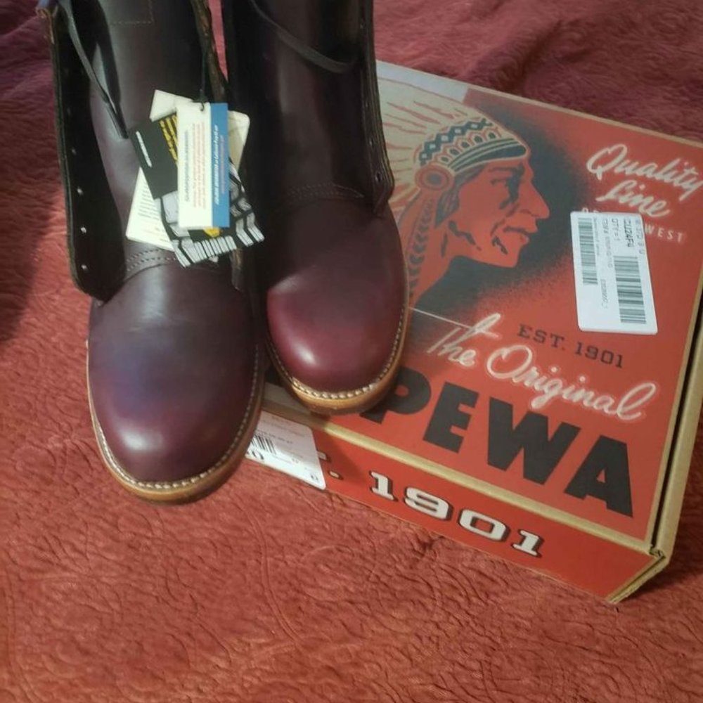 Chippewa  Mens Boots